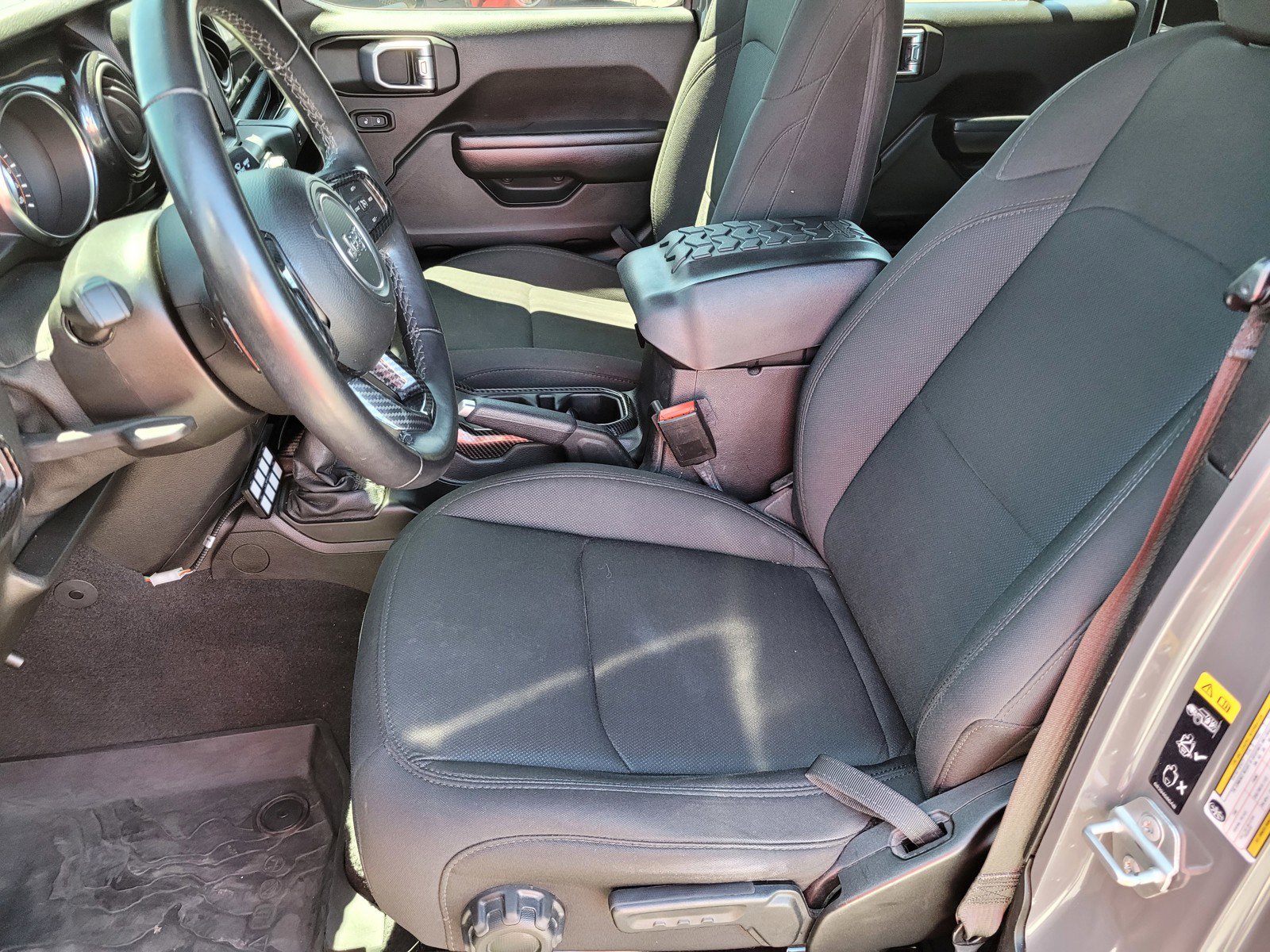 2021 Jeep Wrangler Unlimited Sport Altitude photo 14