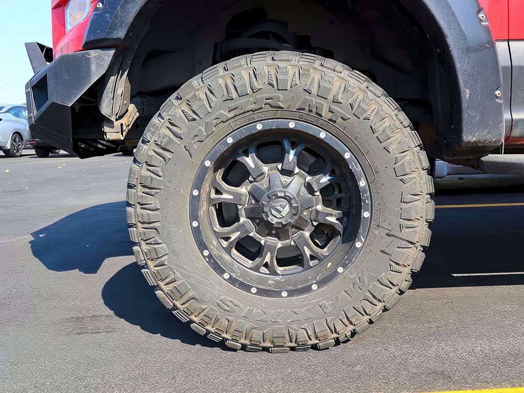 2016 Ford F-150 XLT FX4 photo 5