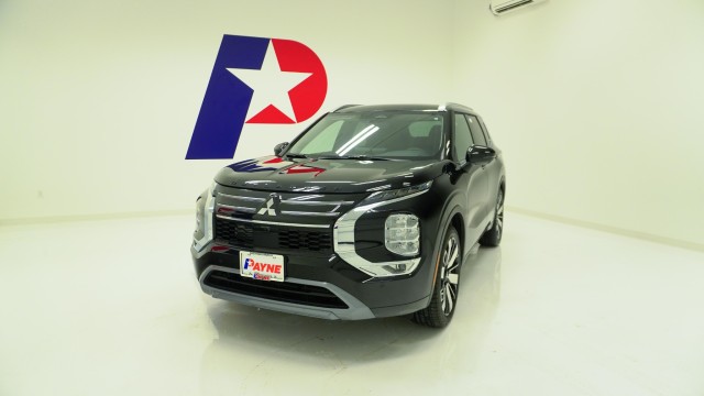 2026 Mitsubishi Outlander SEL's photo