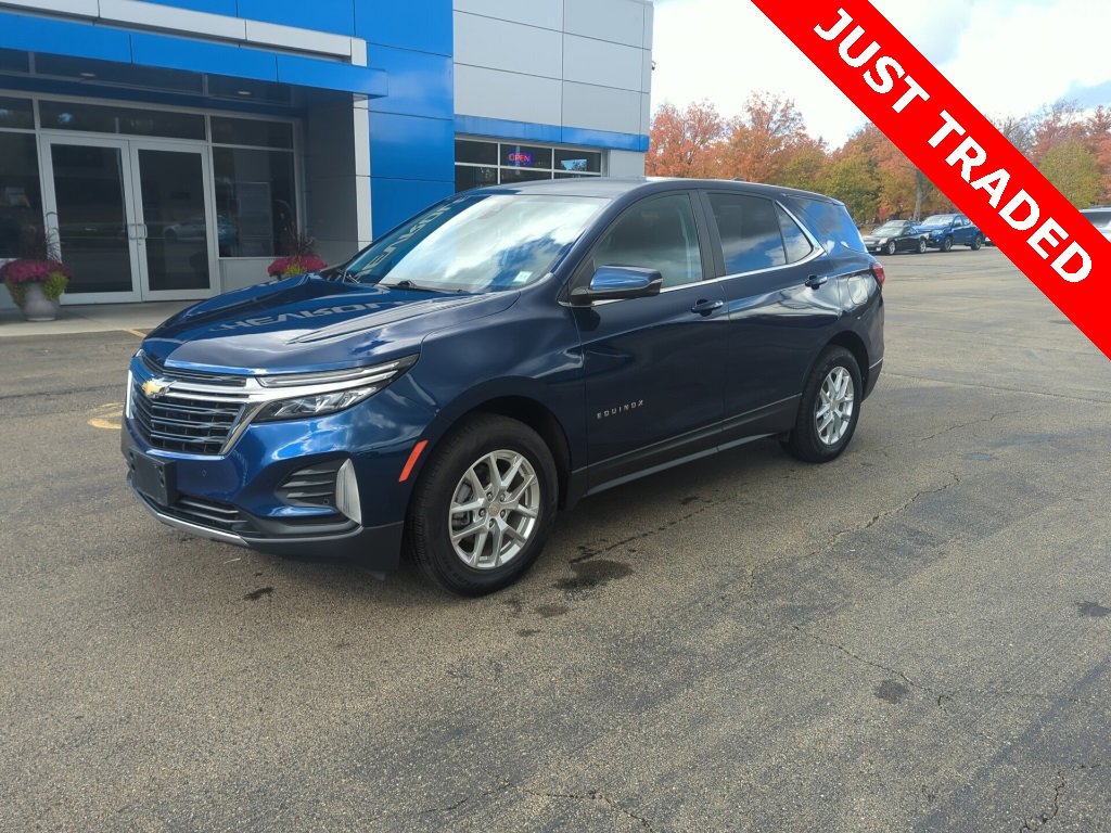 Used 2022 Chevrolet Equinox LT with VIN 3GNAXUEV6NS202781 for sale in North Collins, NY