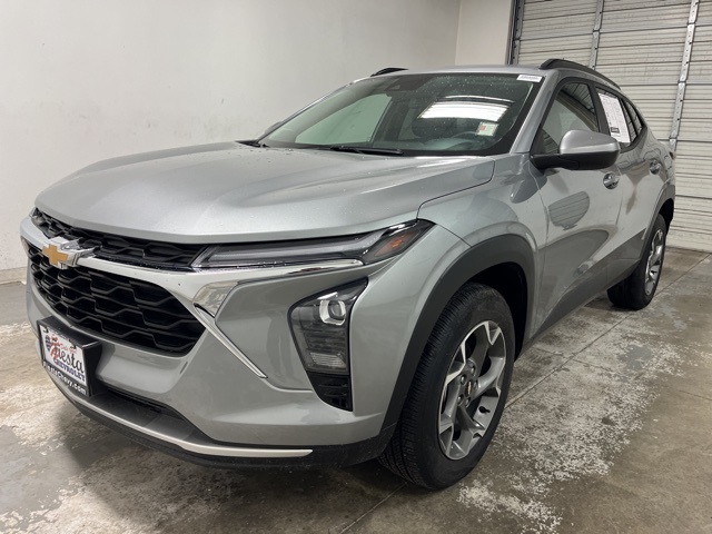 2024 Chevrolet Trax LT photo 6
