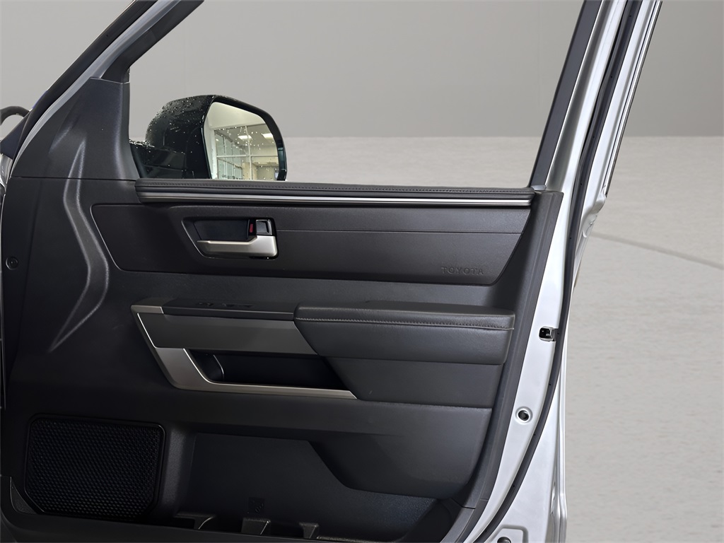 2022 Toyota Tundra SR5 photo 16