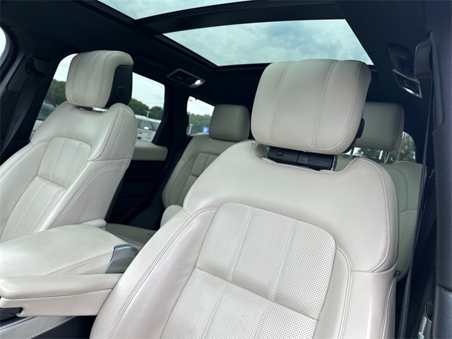 2020 Land Rover Range Rover Sport HSE photo 19