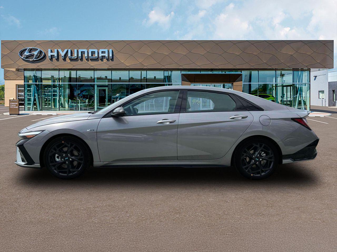 2025 Hyundai Elantra N Line photo 3