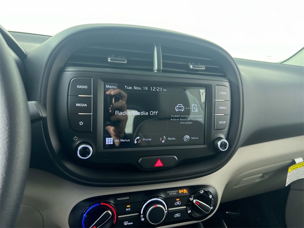 2025 Kia Soul LX S photo 21