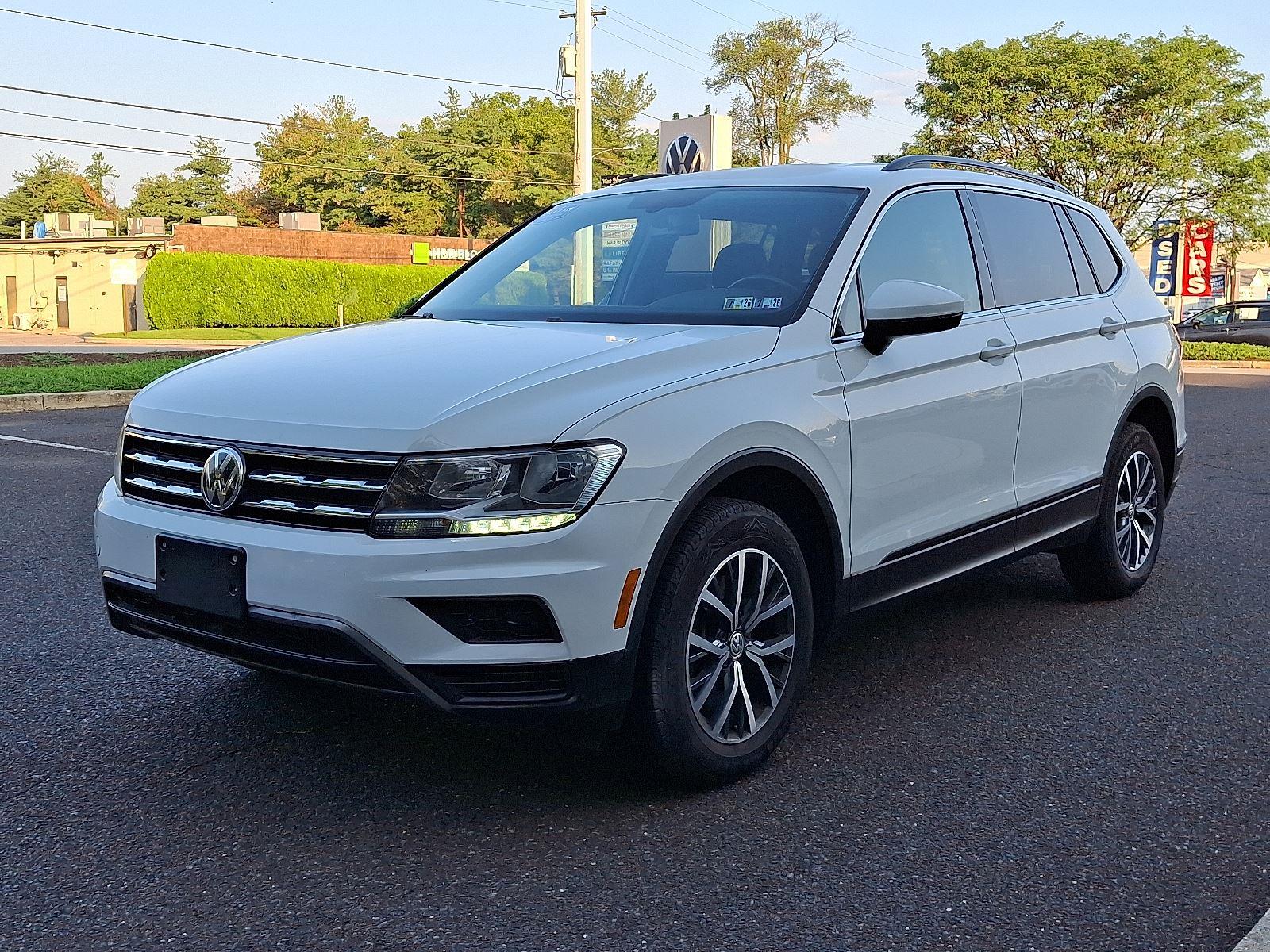 2019 Volkswagen Tiguan SE photo 3