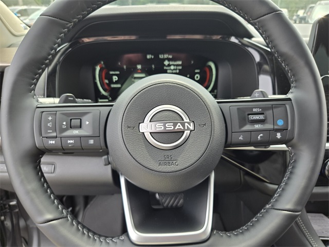 2025 Nissan Pathfinder Platinum photo 22