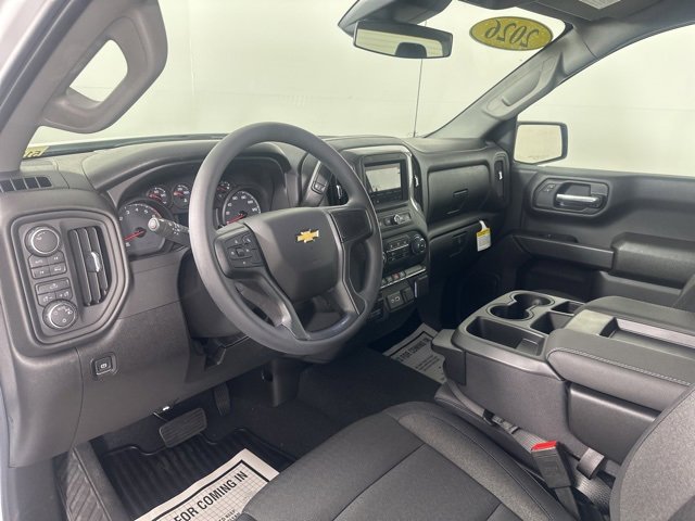 2026 Chevrolet Silverado 1500 Custom photo 15