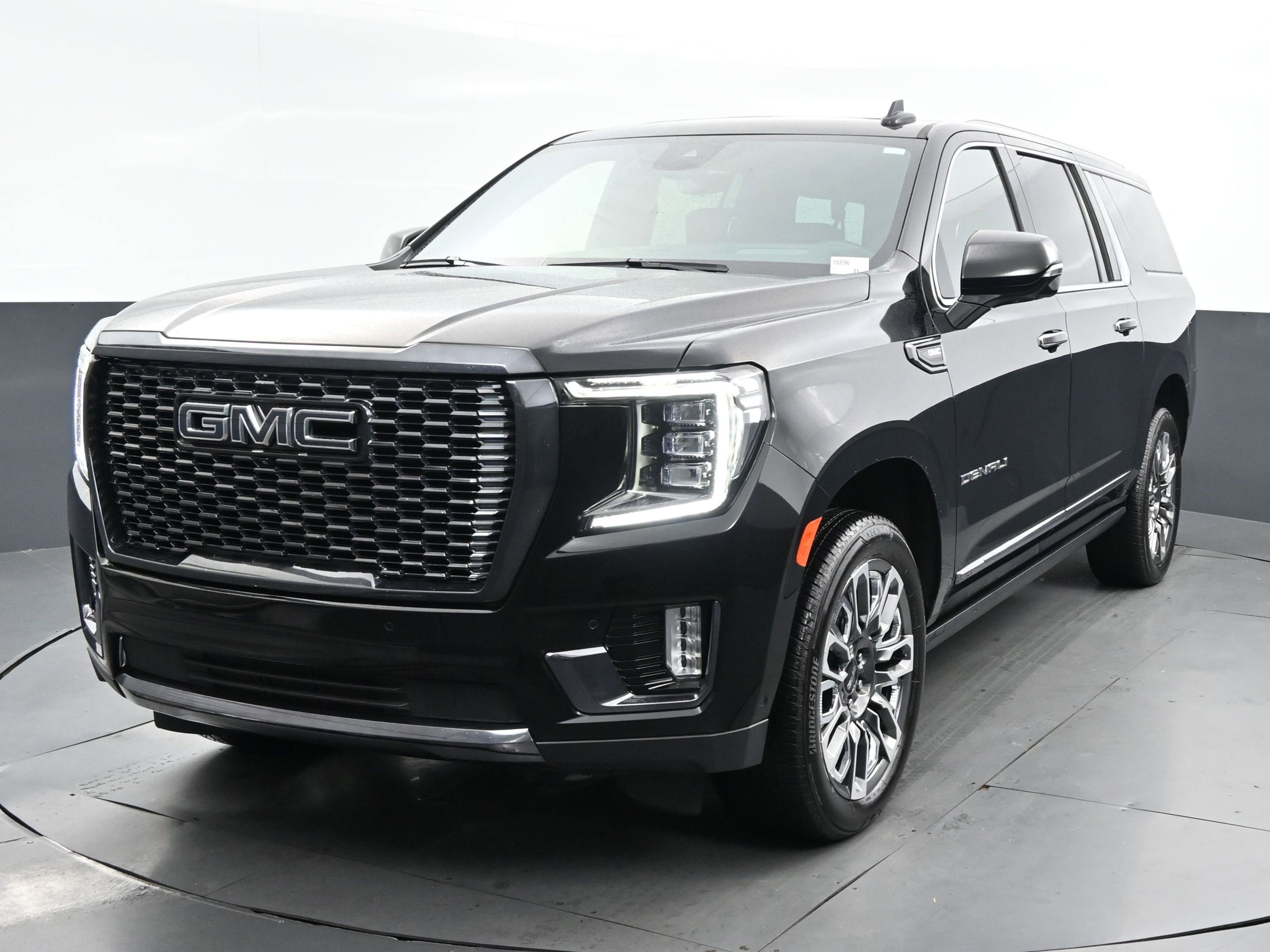 2024 Gmc Yukon XL Denali Ultimate photo 3