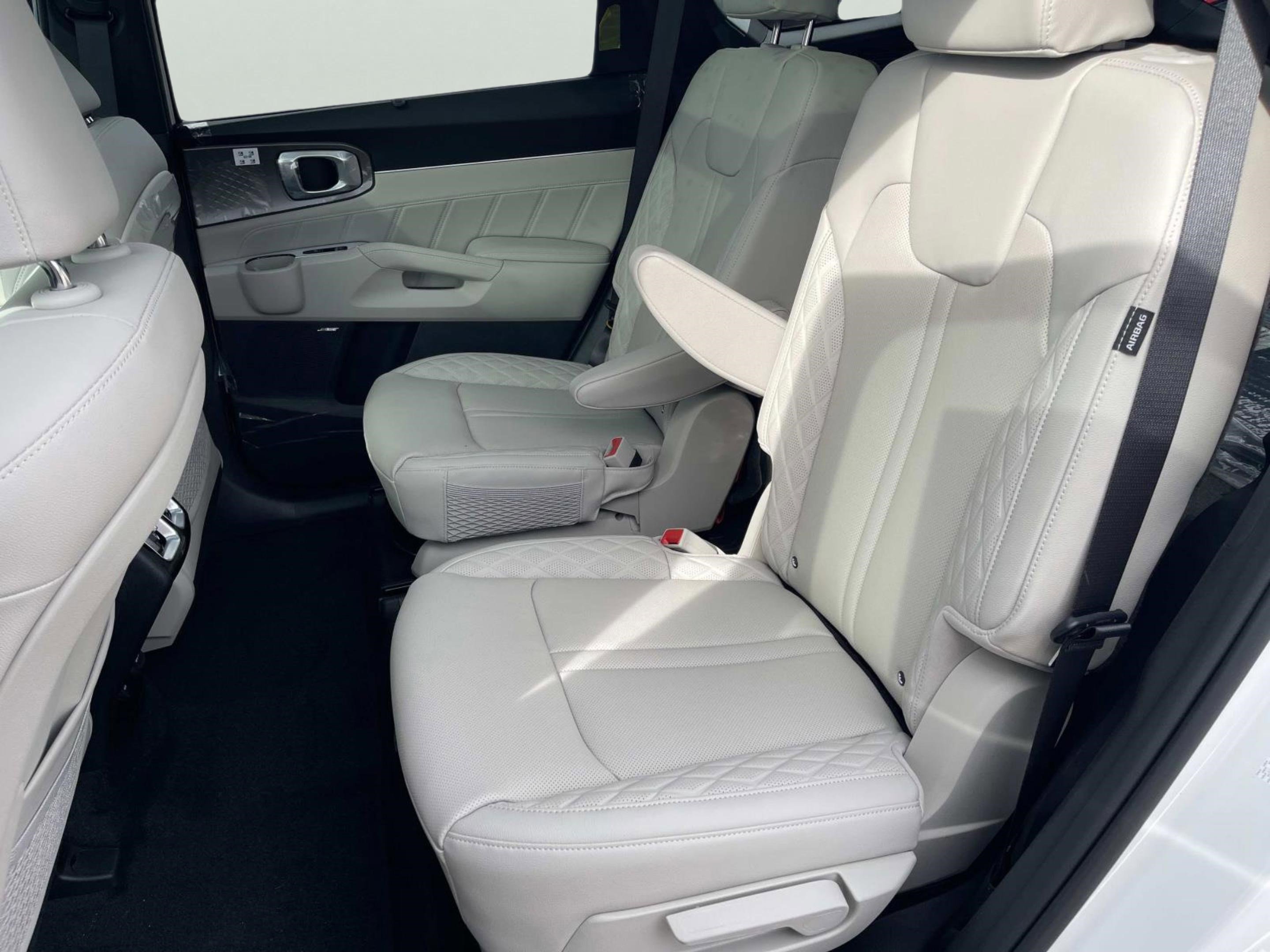 2025 Kia Sorento Hybrid SX Prestige photo 18