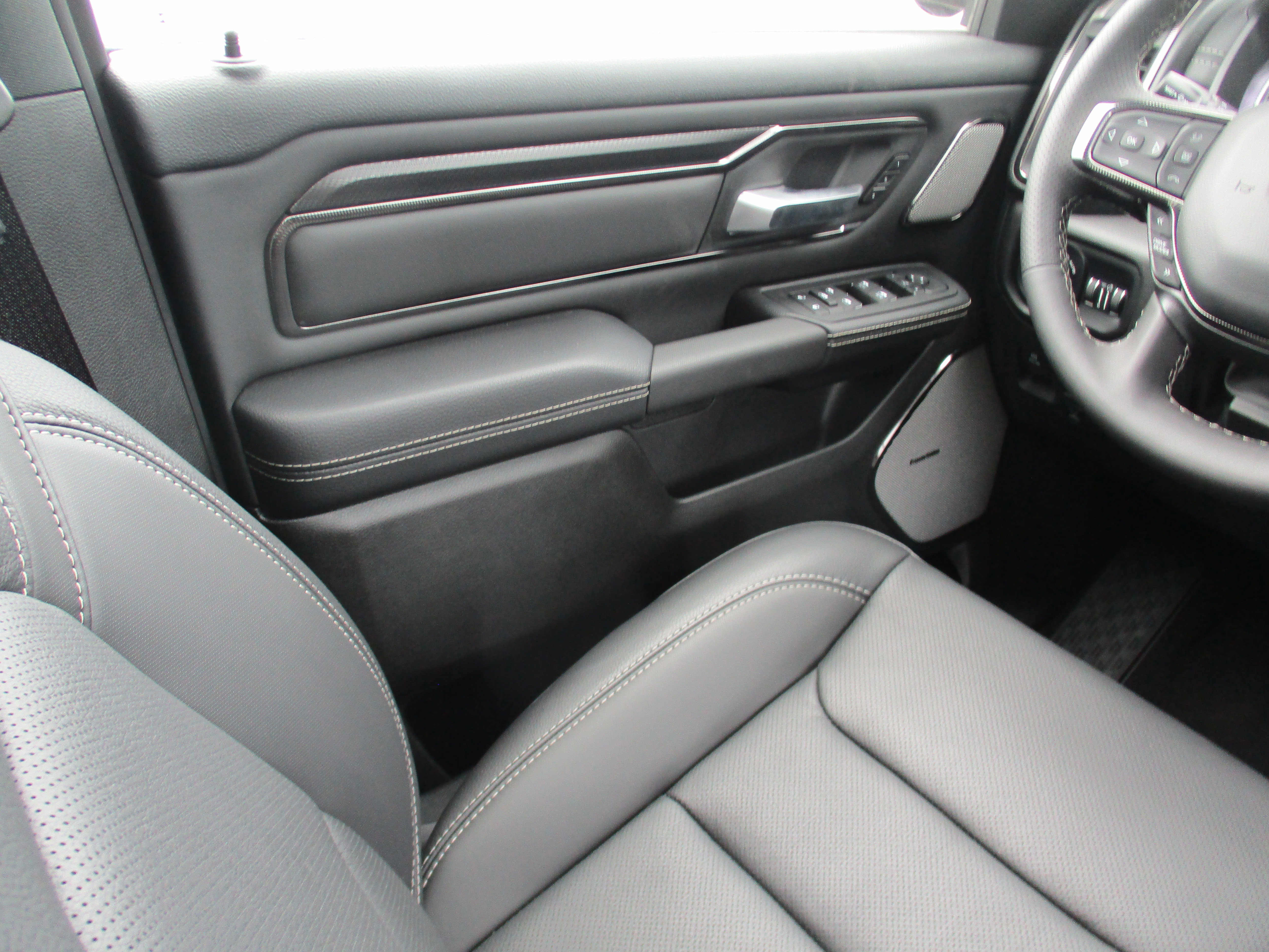 2025 Ram 1500 Rebel photo 22