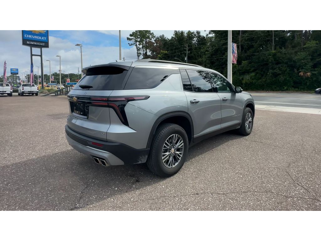 2024 Chevrolet Traverse photo 8
