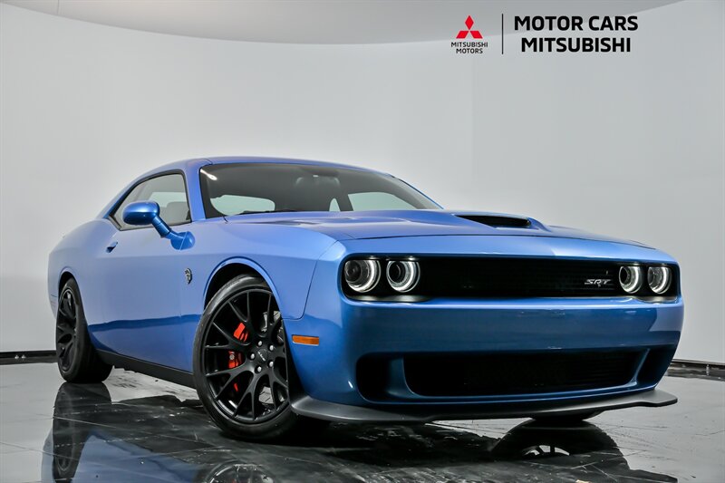 2016 Dodge Challenger SRT's photo