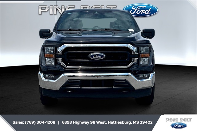 2023 Ford F-150 XLT photo 3
