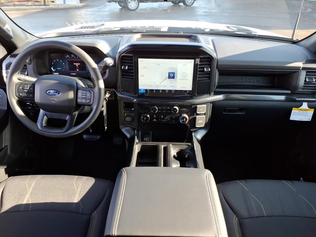 2025 FORD F-150 - Image 29