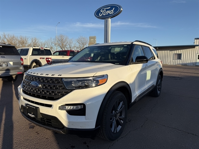 2024 Ford Explorer XLT's photo