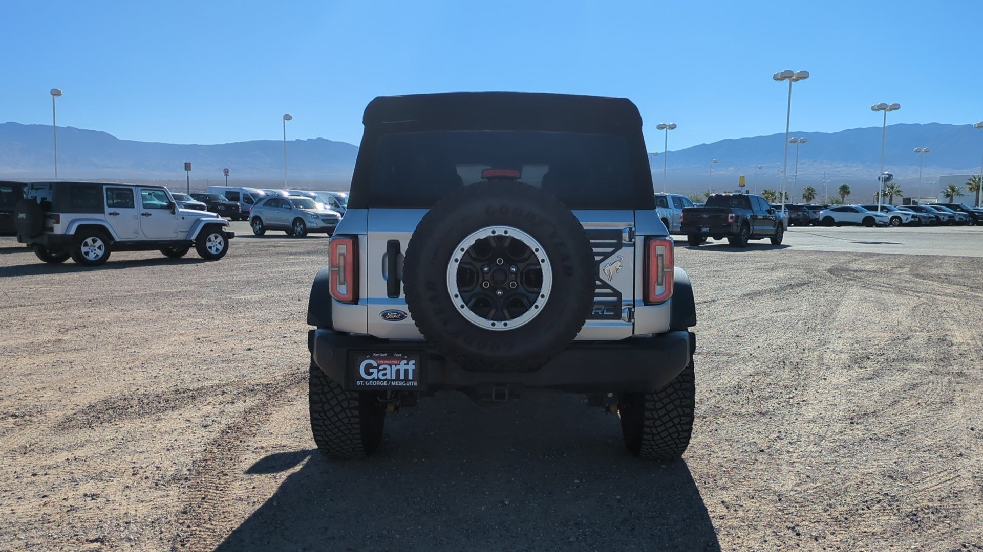 2023 Ford Bronco Big Bend photo 3