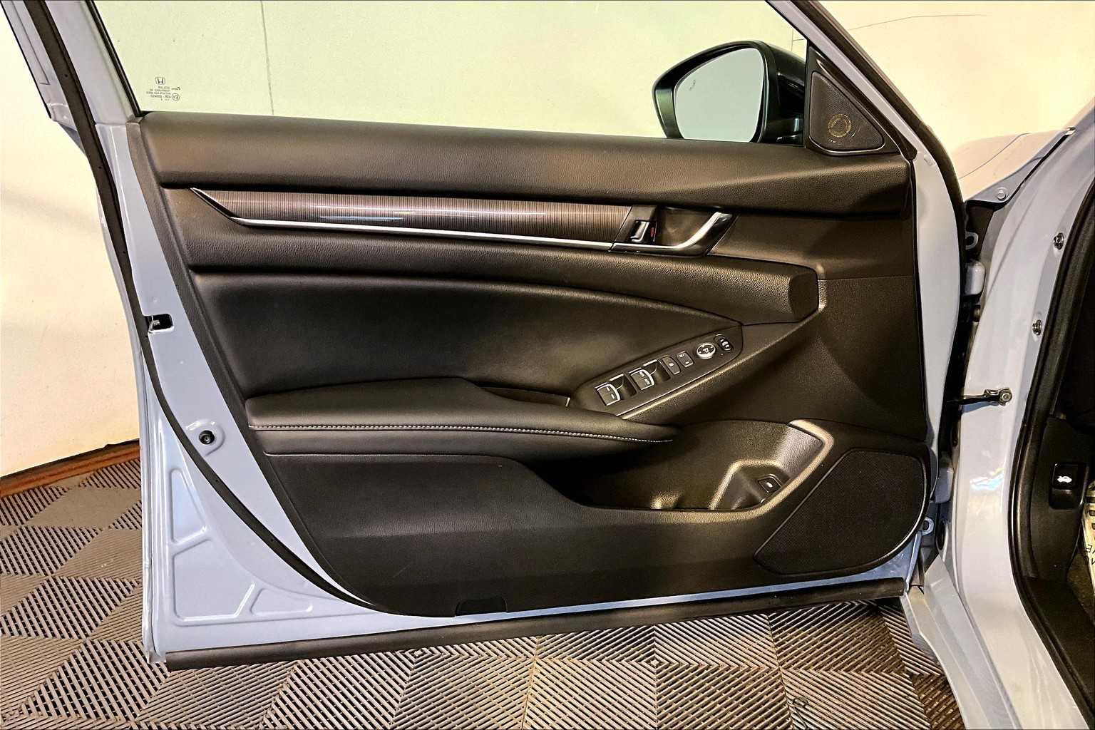 2021 Honda Accord Sport photo 20