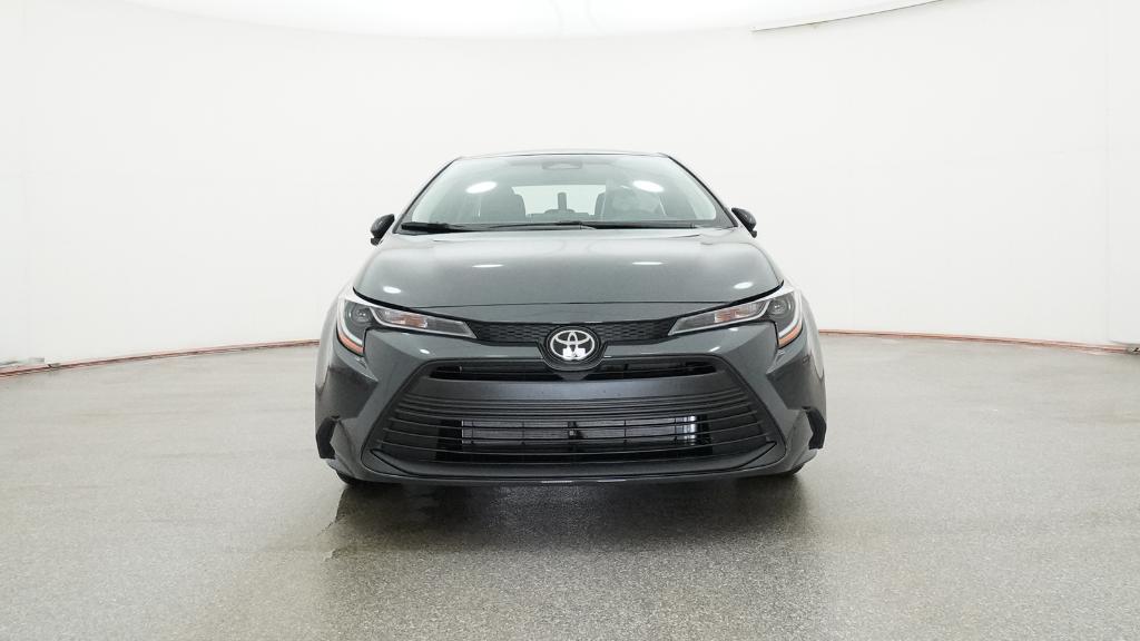 2026 Toyota Corolla LE photo 2