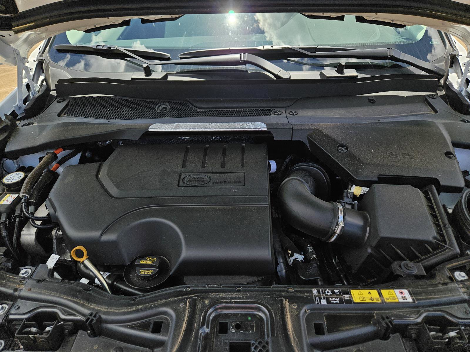 2025 Land Rover Discovery Sport S photo 15