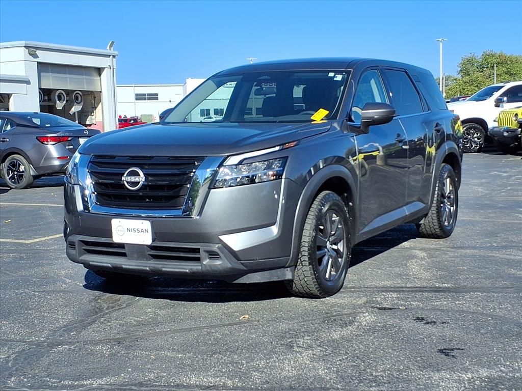 Certified 2022 Nissan Pathfinder S with VIN 5N1DR3AA2NC205238 for sale in Kansas City