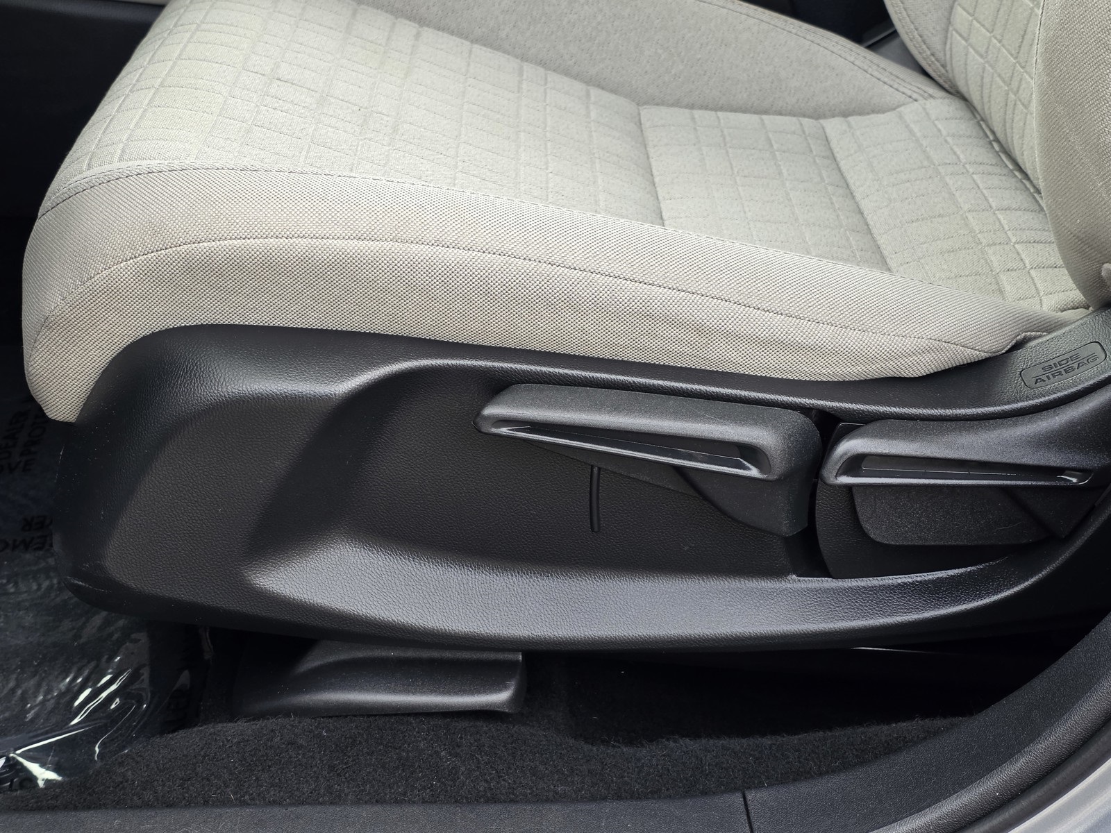 2024 Honda HR-V LX photo 22