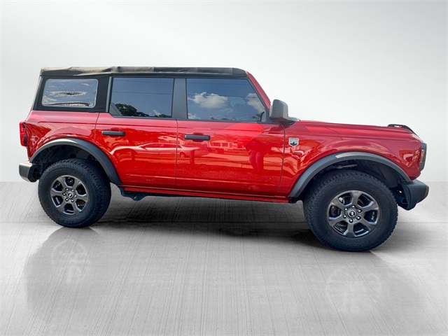 2022 Ford Bronco Big Bend photo 2