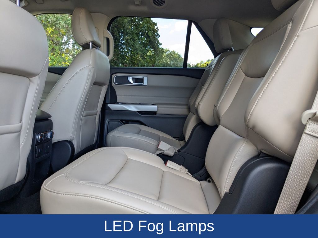 2021 Ford Explorer XLT photo 12