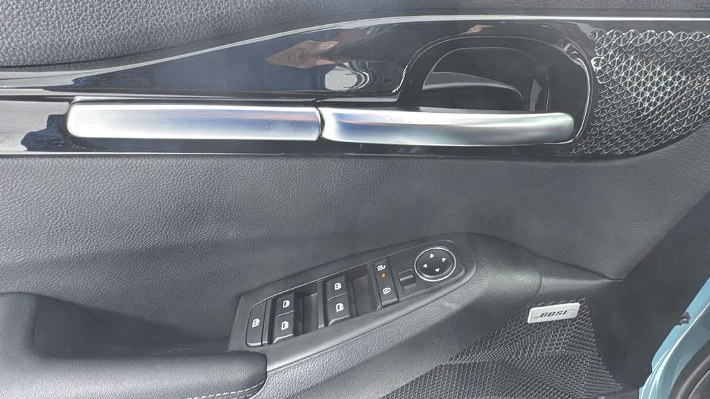 2026 Kia Seltos SX photo 20