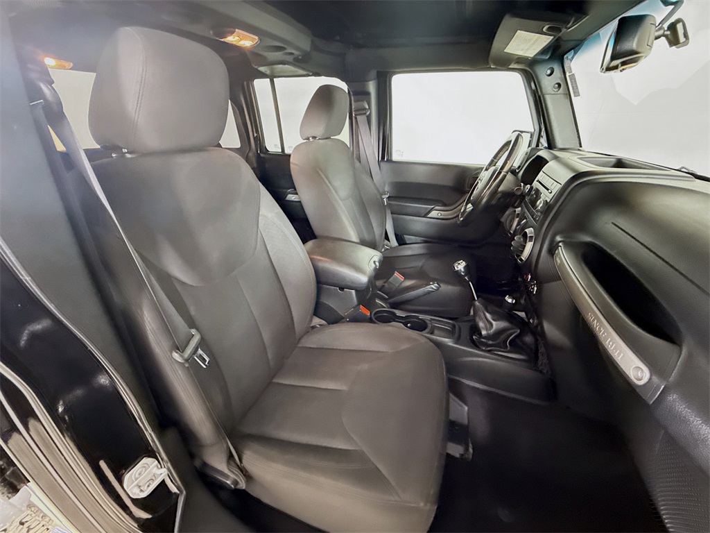 2016 Jeep Wrangler Unlimited Sport photo 22