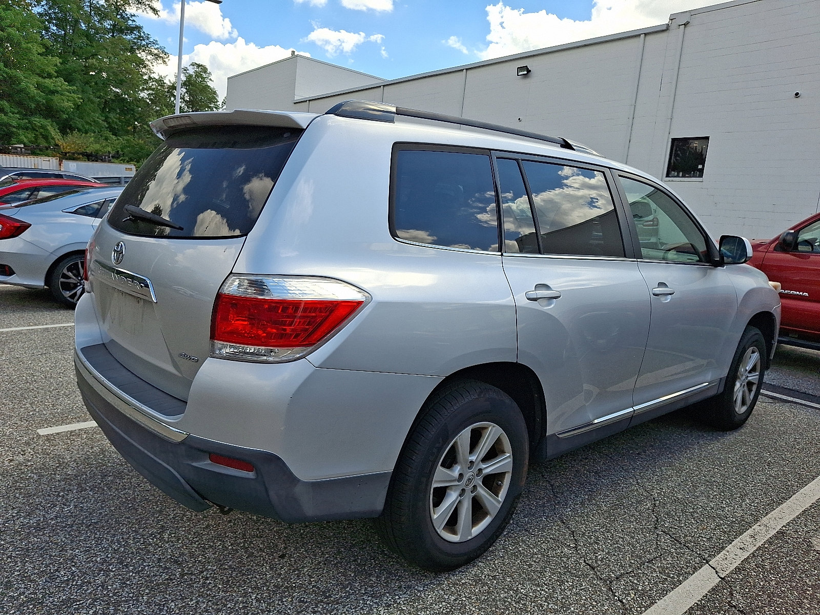 2012 Toyota Highlander Base photo 3