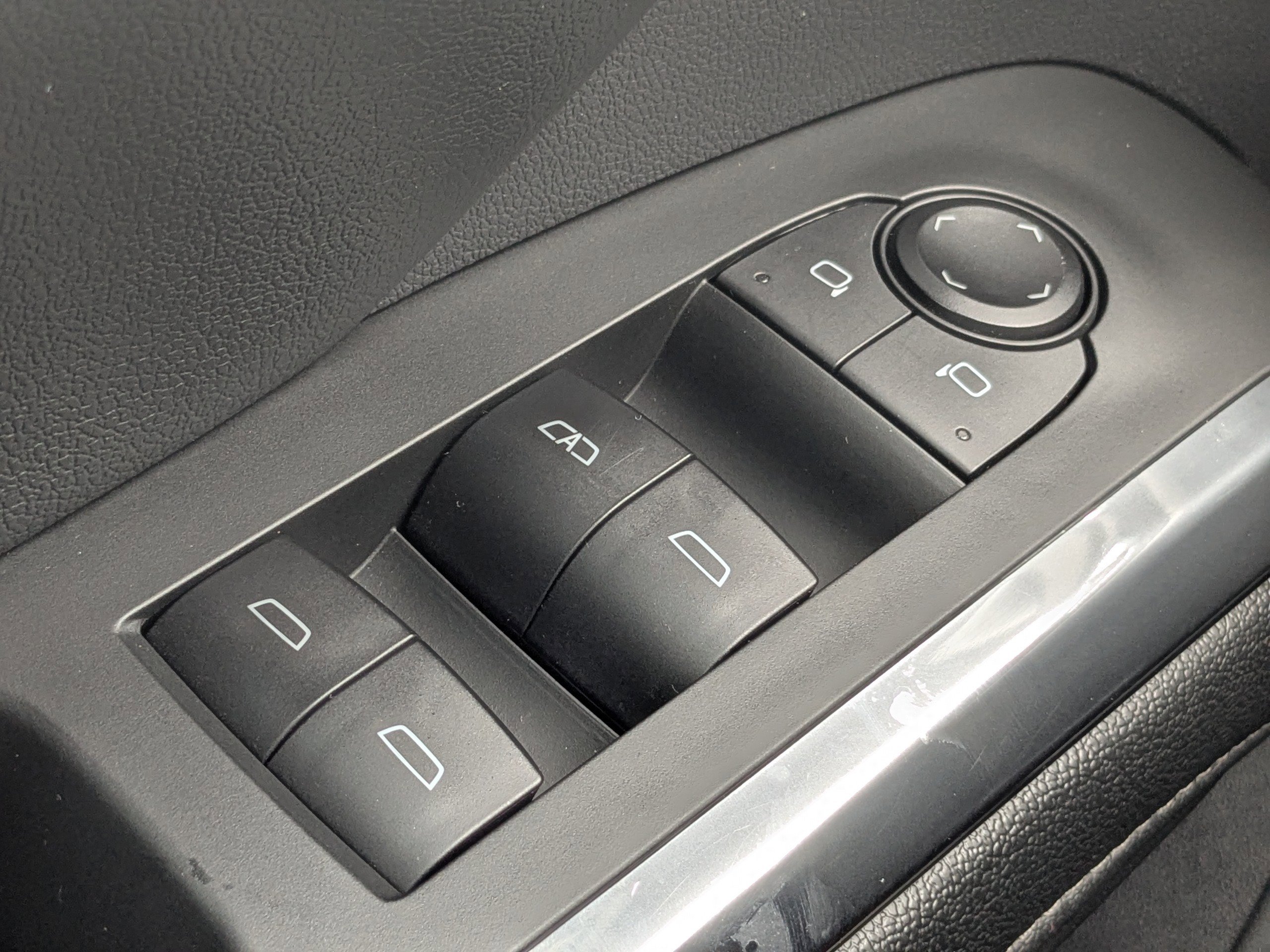 2024 Chevrolet Traverse photo 14