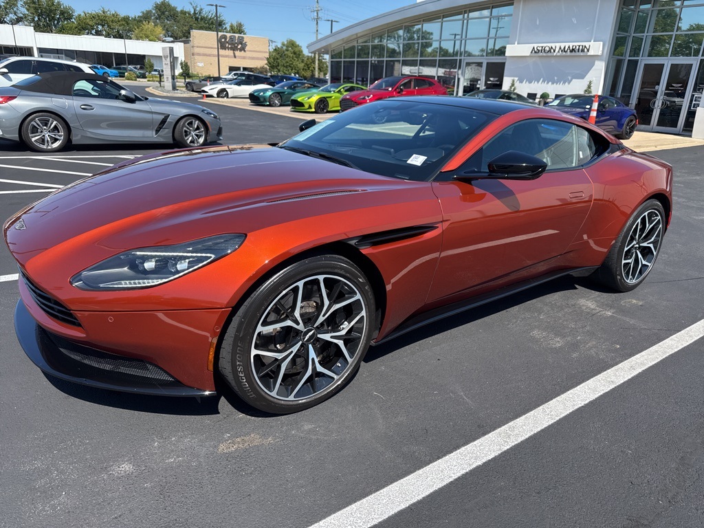 2019 Aston Martin DB11 AM5 photo 9