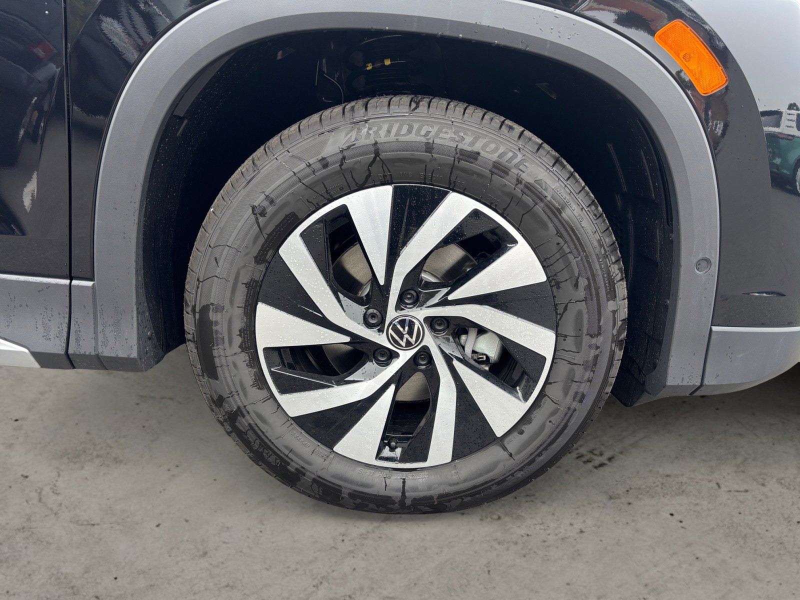 2025 Volkswagen Tiguan S photo 13