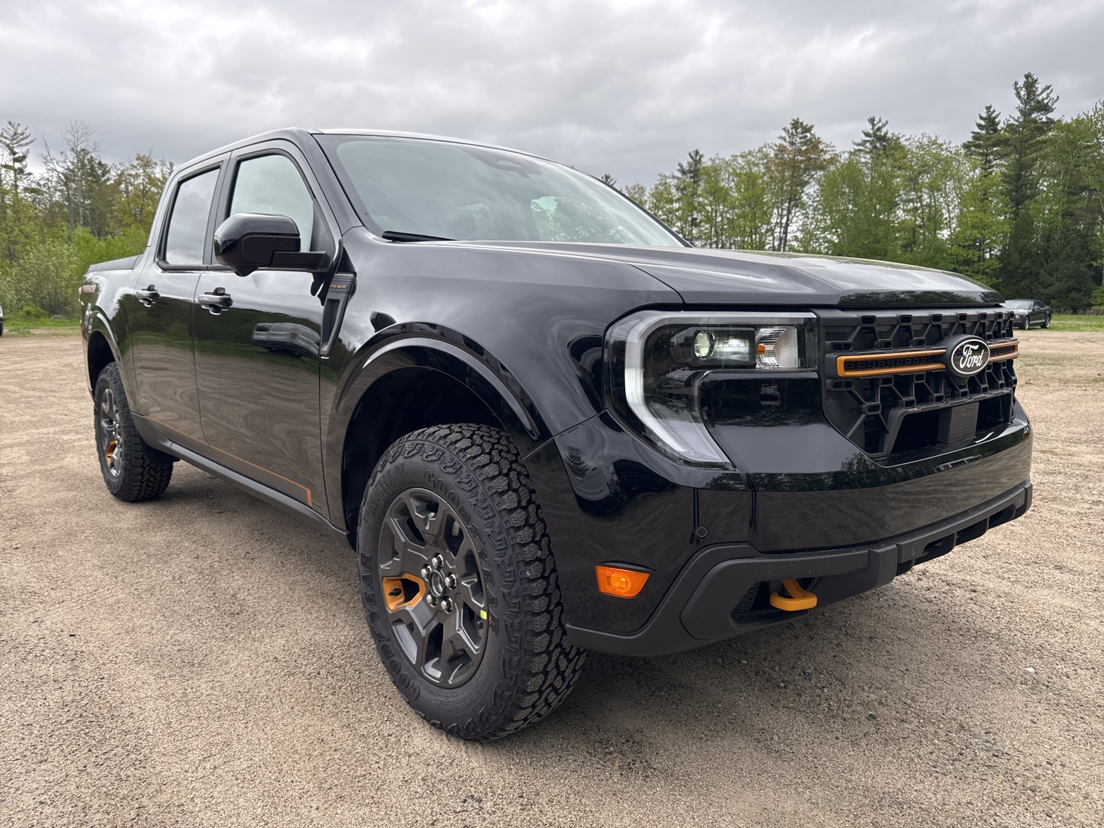 2025 Ford Maverick Tremor's photo