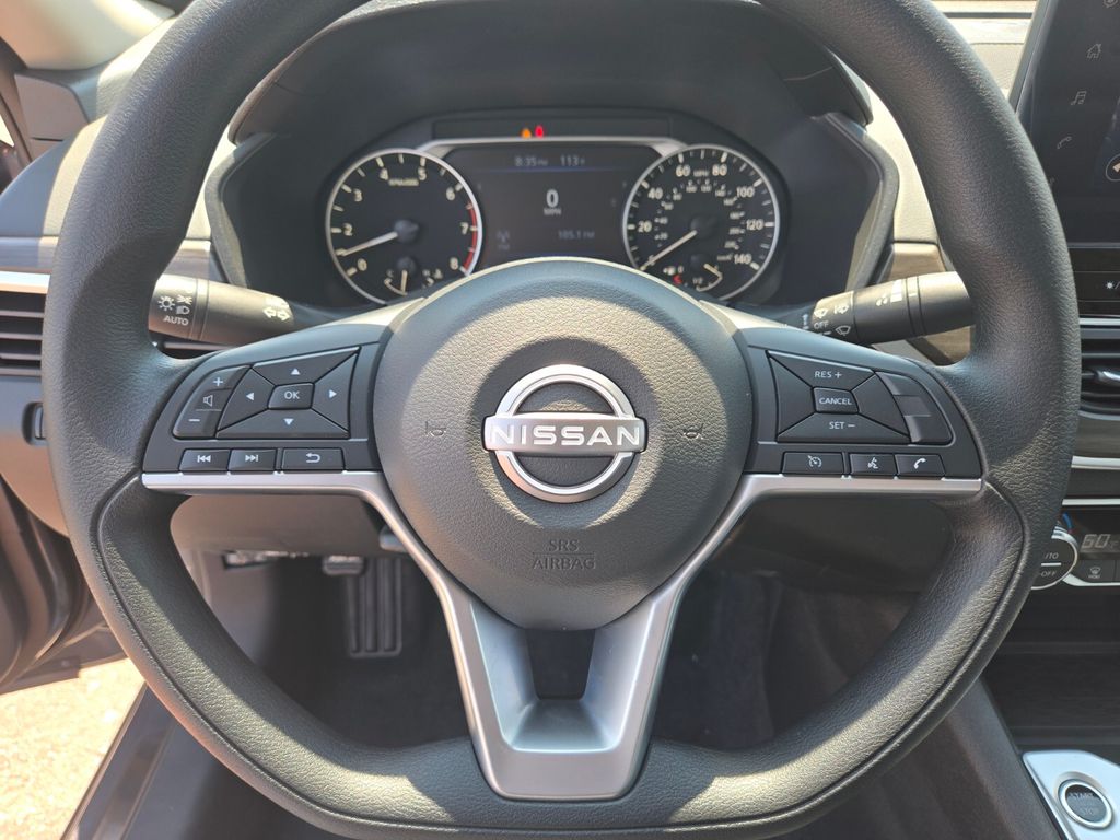 2025 Nissan Altima SV Special Edition photo 10