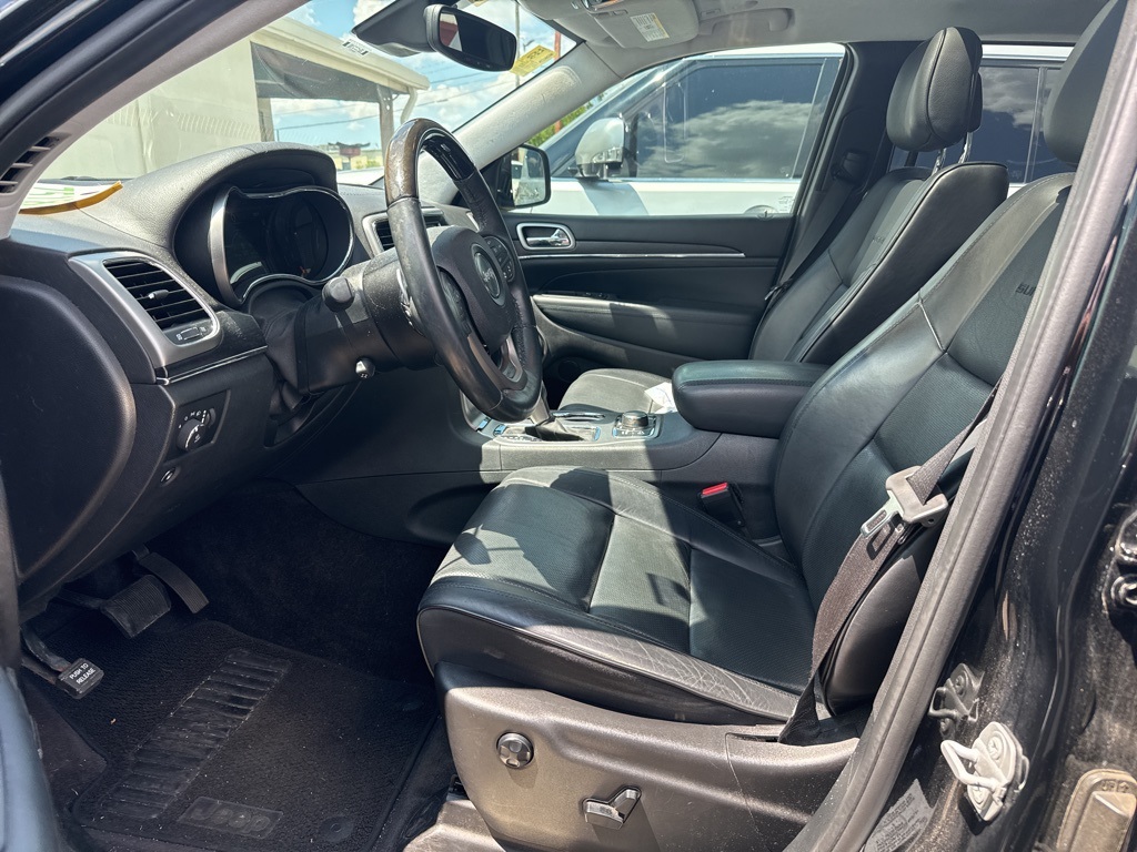 2017 Jeep Grand Cherokee Summit photo 2