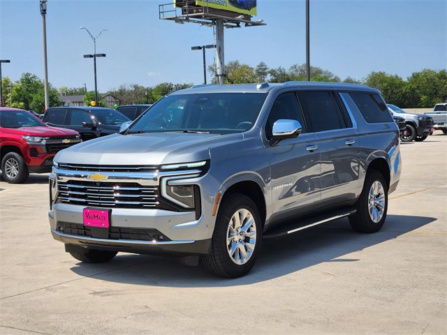2026 Chevrolet Suburban Premier photo 2