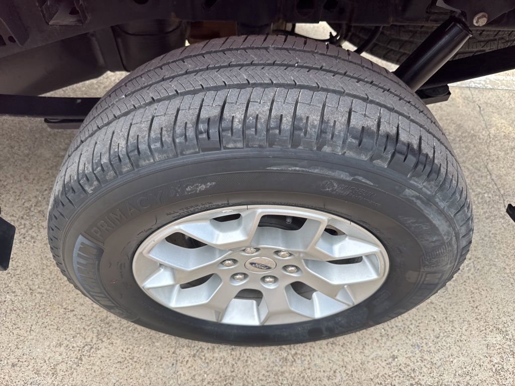 2023 Ford F-150 XLT photo 3