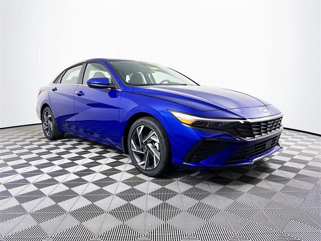 2025 Hyundai Elantra SEL Convenience photo 9