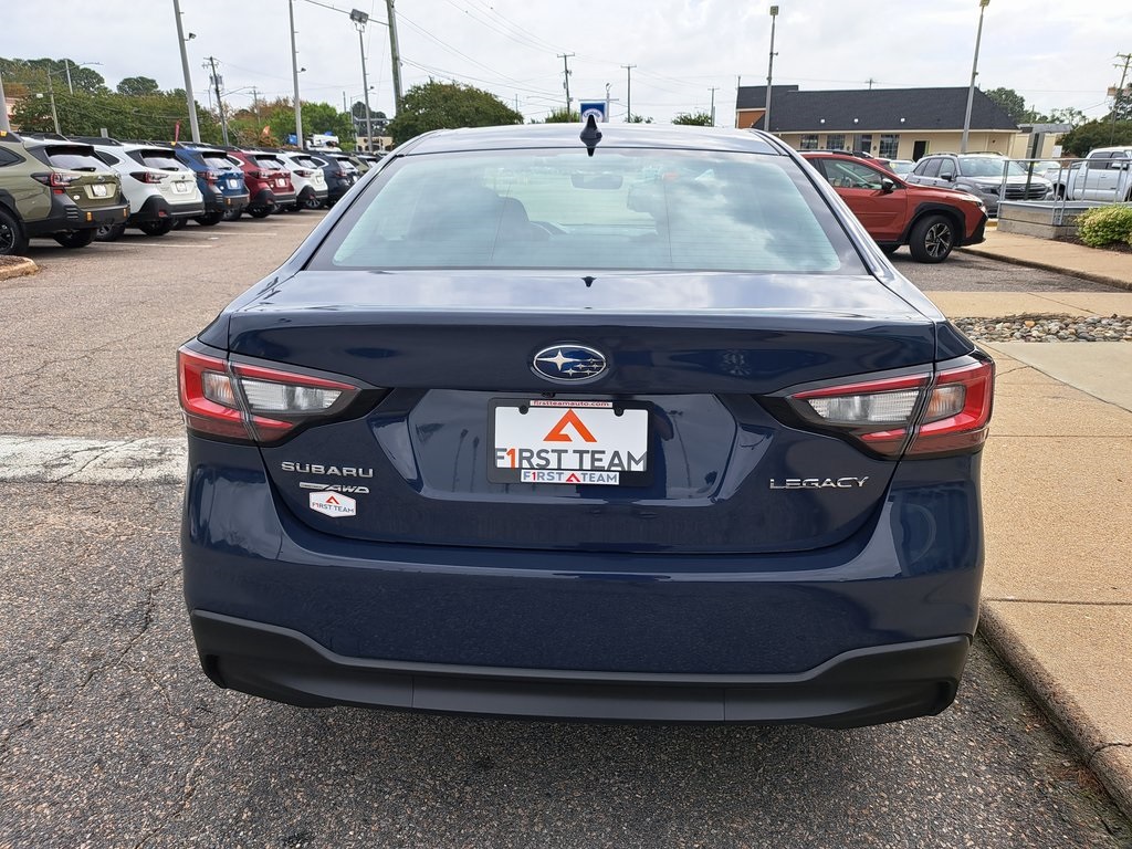 2025 Subaru Legacy Premium photo 4