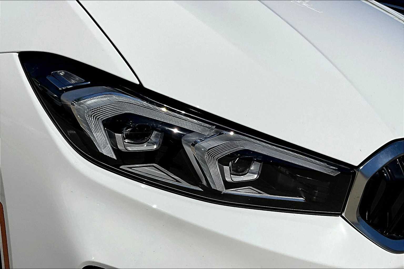 2023 Bmw 330e photo 26