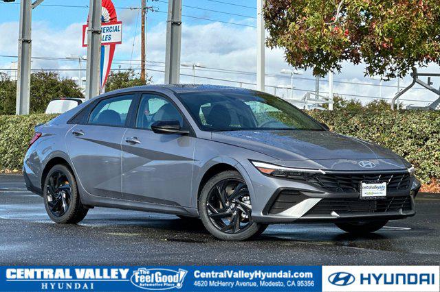 2026 Hyundai Elantra SEL's photo