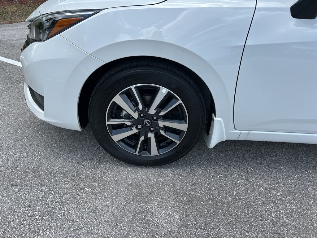 2025 Nissan Versa SV photo 36