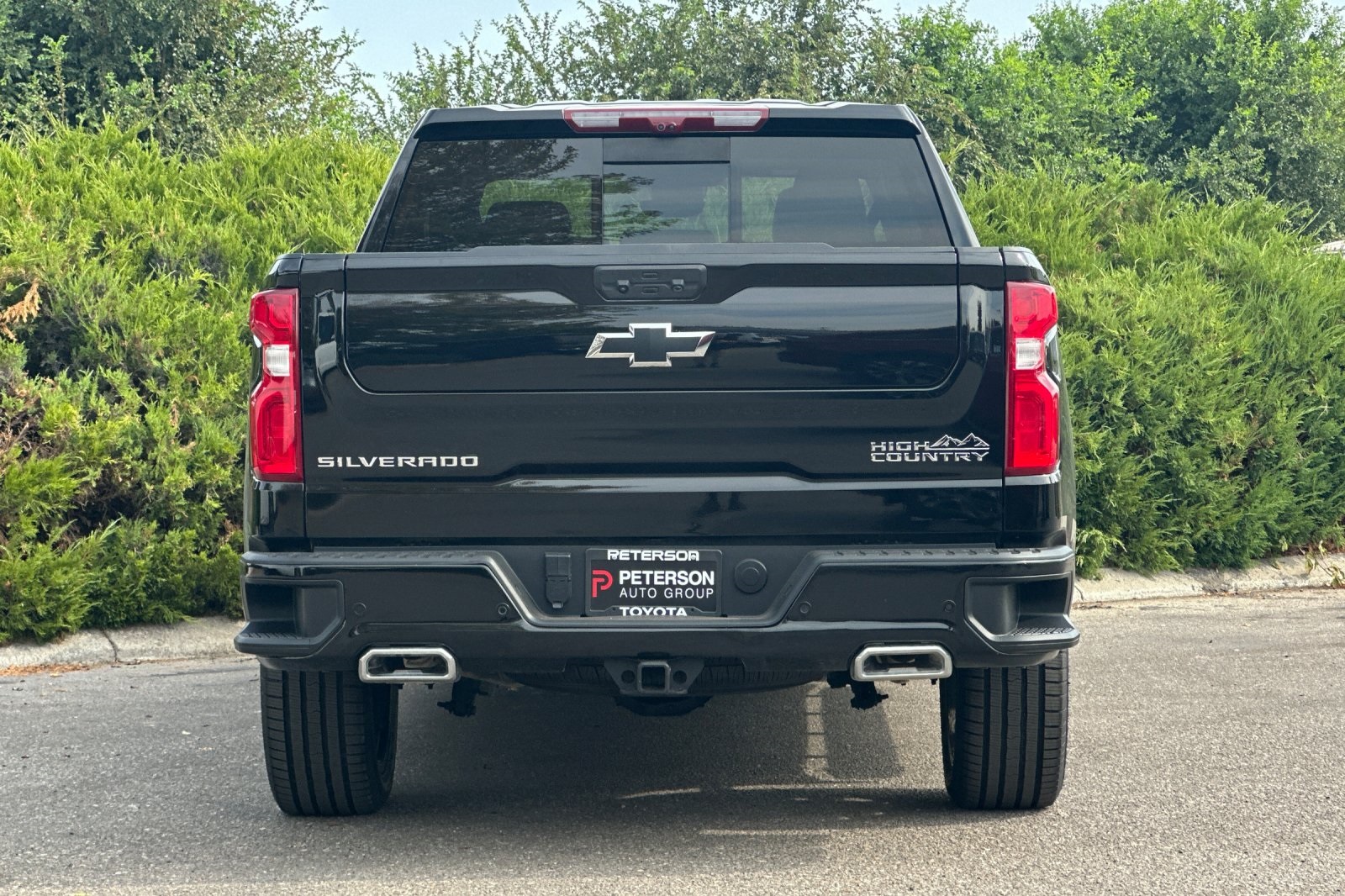 2024 Chevrolet Silverado 1500 High Country photo 5