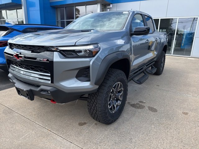 2026 Chevrolet Colorado ZR2 photo 3