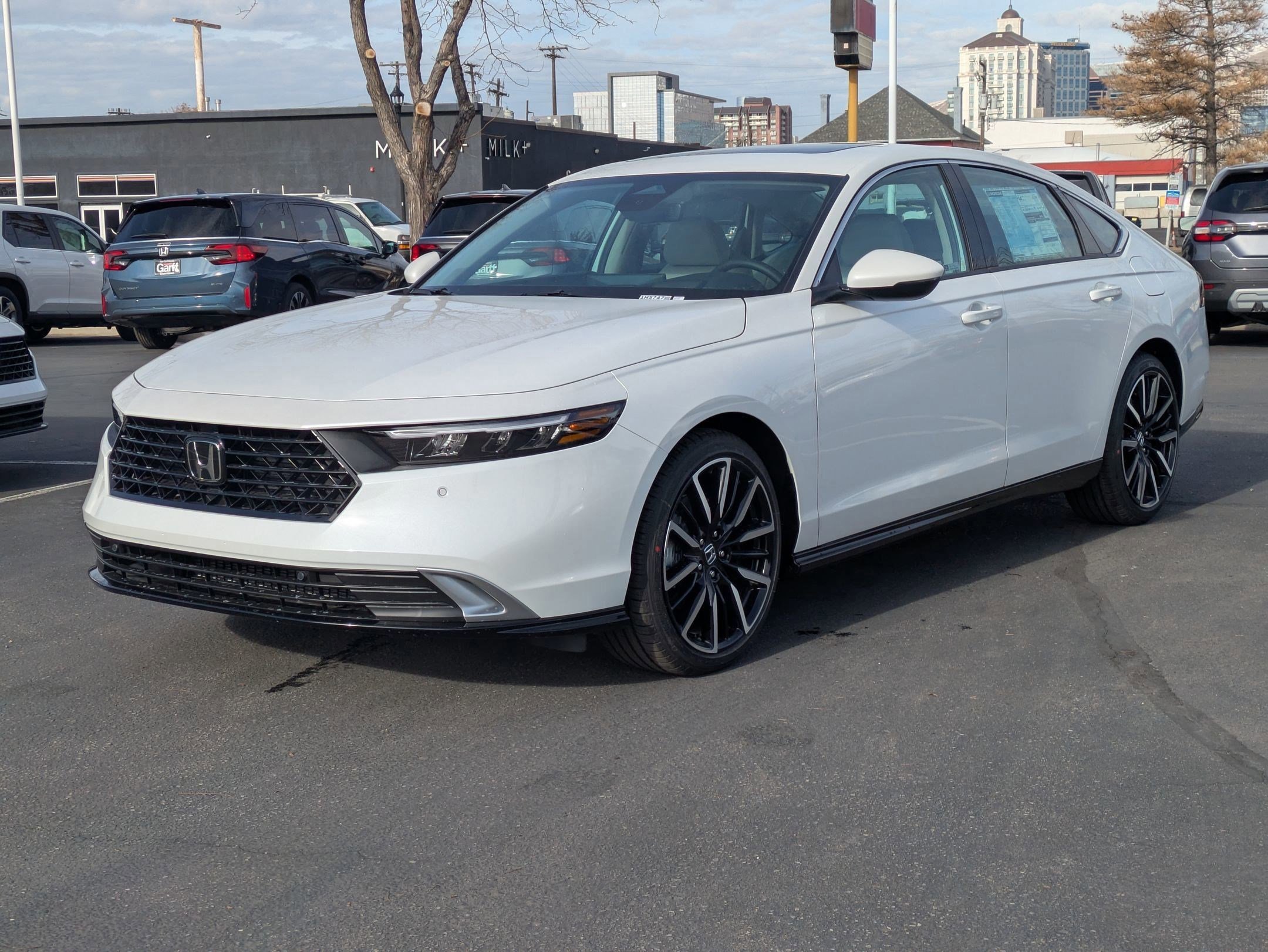 2025 Honda Accord Hybrid Touring photo 7