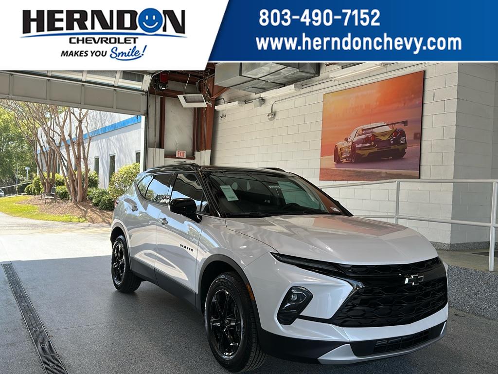 2025 Chevrolet Blazer 2LT's photo