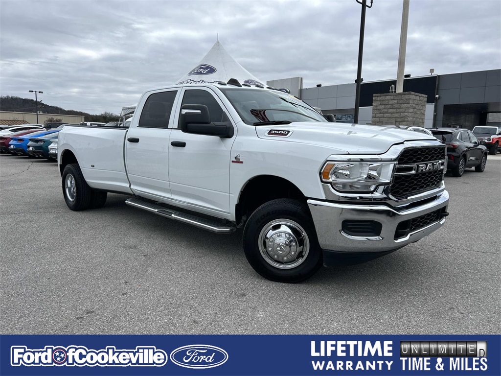 2023 RAM 3500 Tradesman's photo