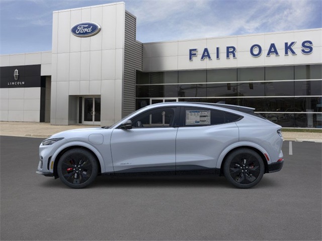 2025 Ford Mustang Mach-E GT photo 2